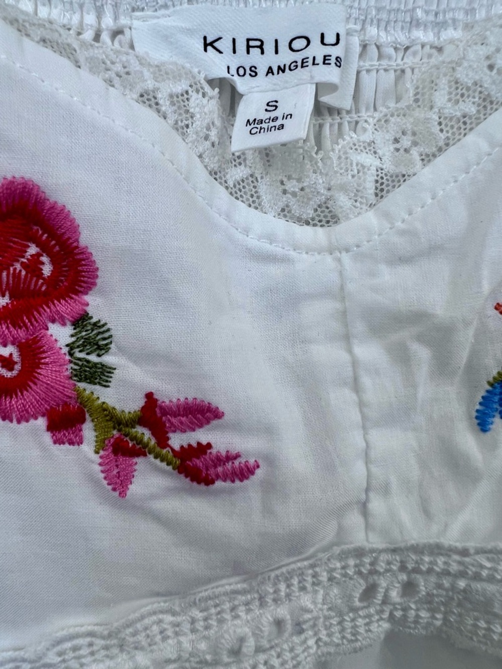 Kirious White Floral Flowy Crop Top S Cottagecore Romantic Coquette Embroidered - Picture 3 of 6